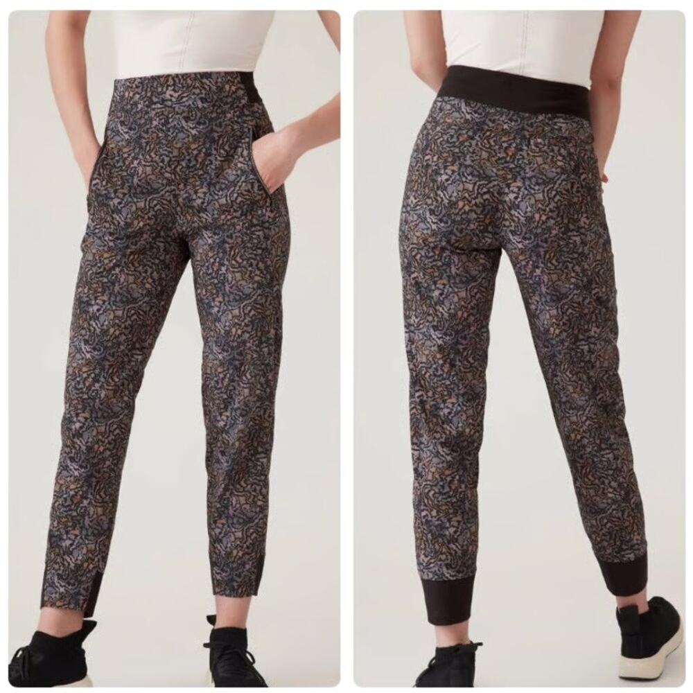 Athleta Trekki North Jogger Women's Black Floral Nylon Stretch Pull On Size 6P